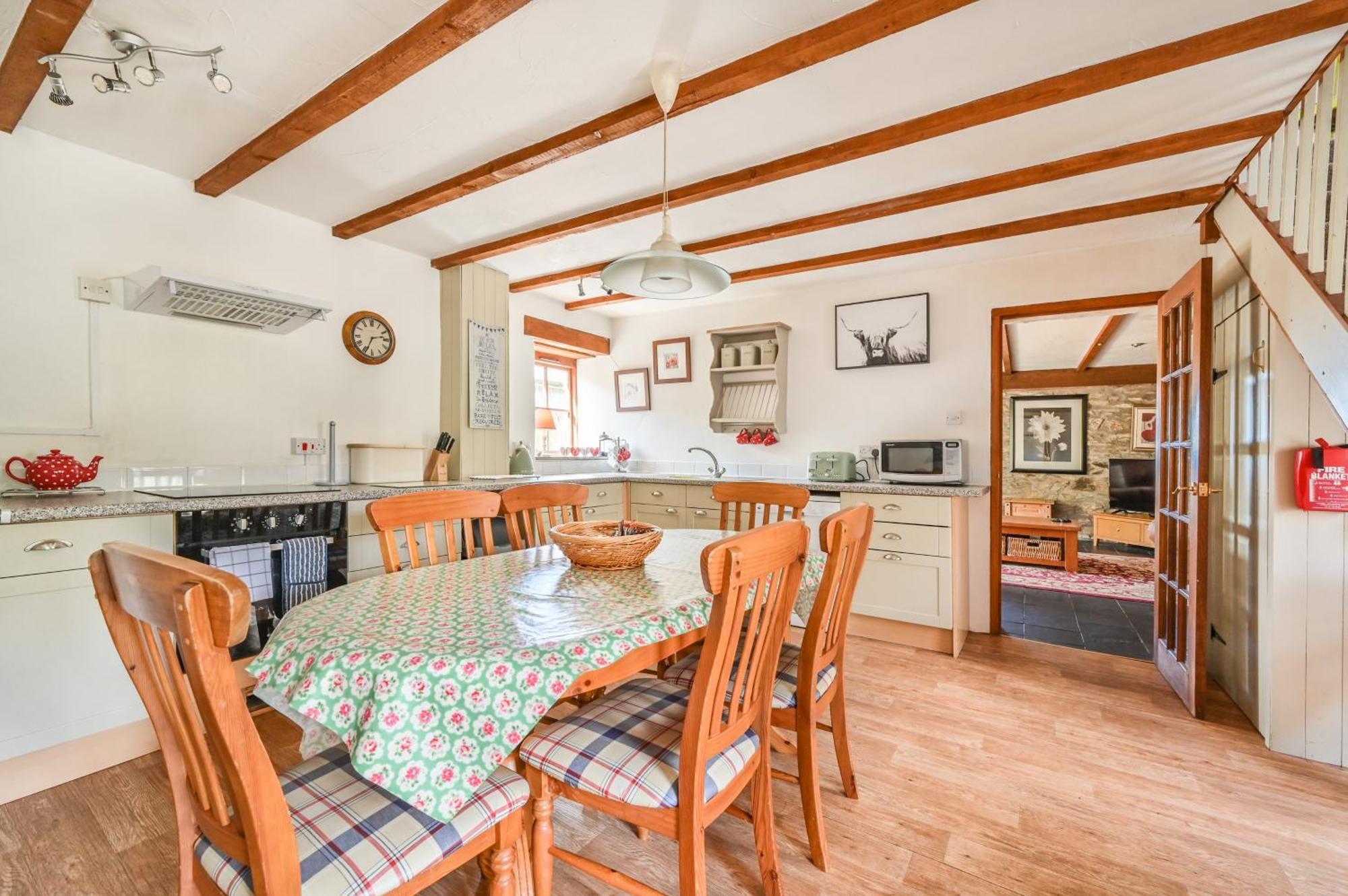 Polean Farm Cottages - With Free Animal Feeding And Pony Rides And Free Access To A Nearby Pool Looe Room photo