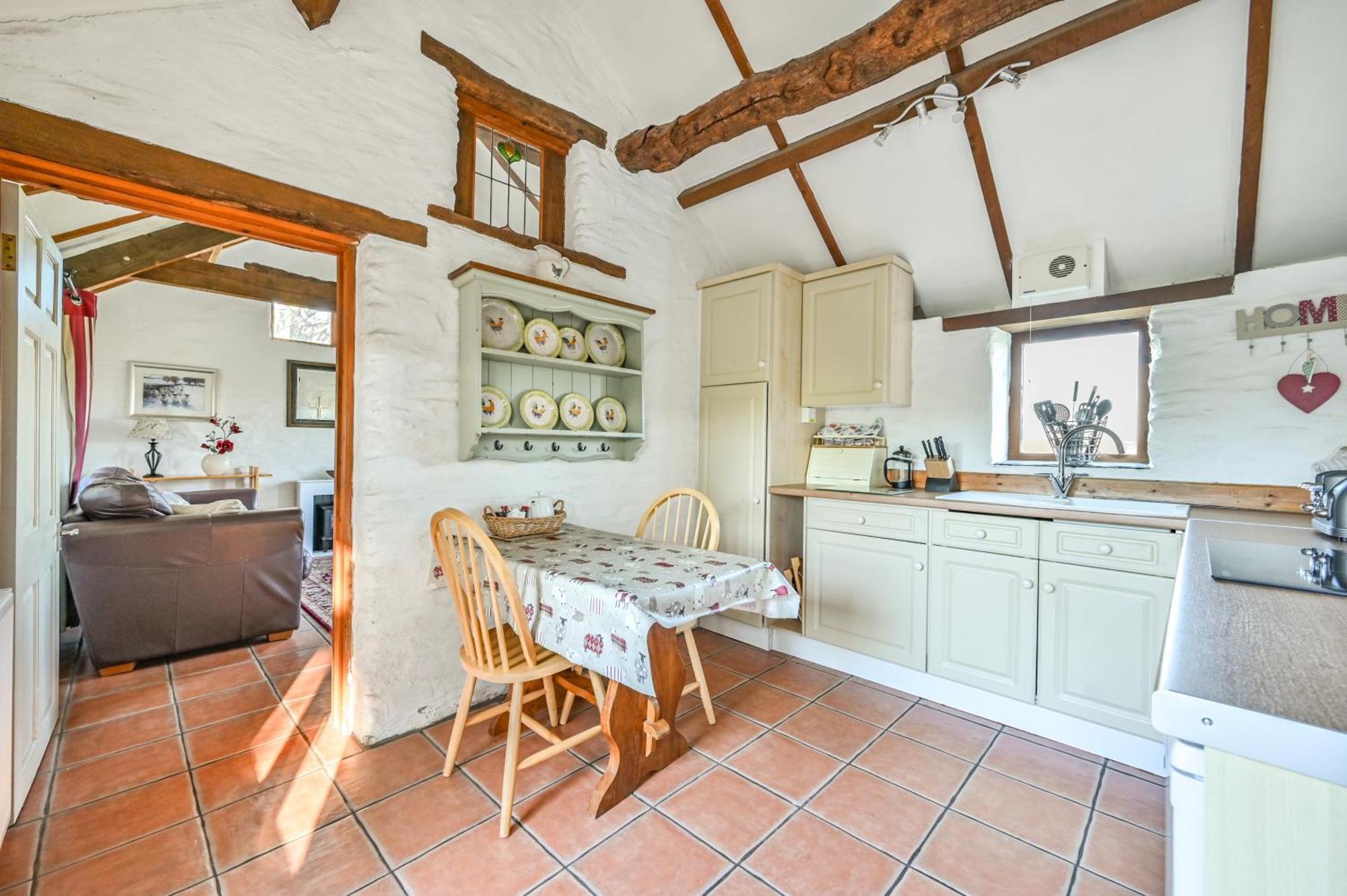 Polean Farm Cottages - With Free Animal Feeding And Pony Rides And Free Access To A Nearby Pool Looe Room photo