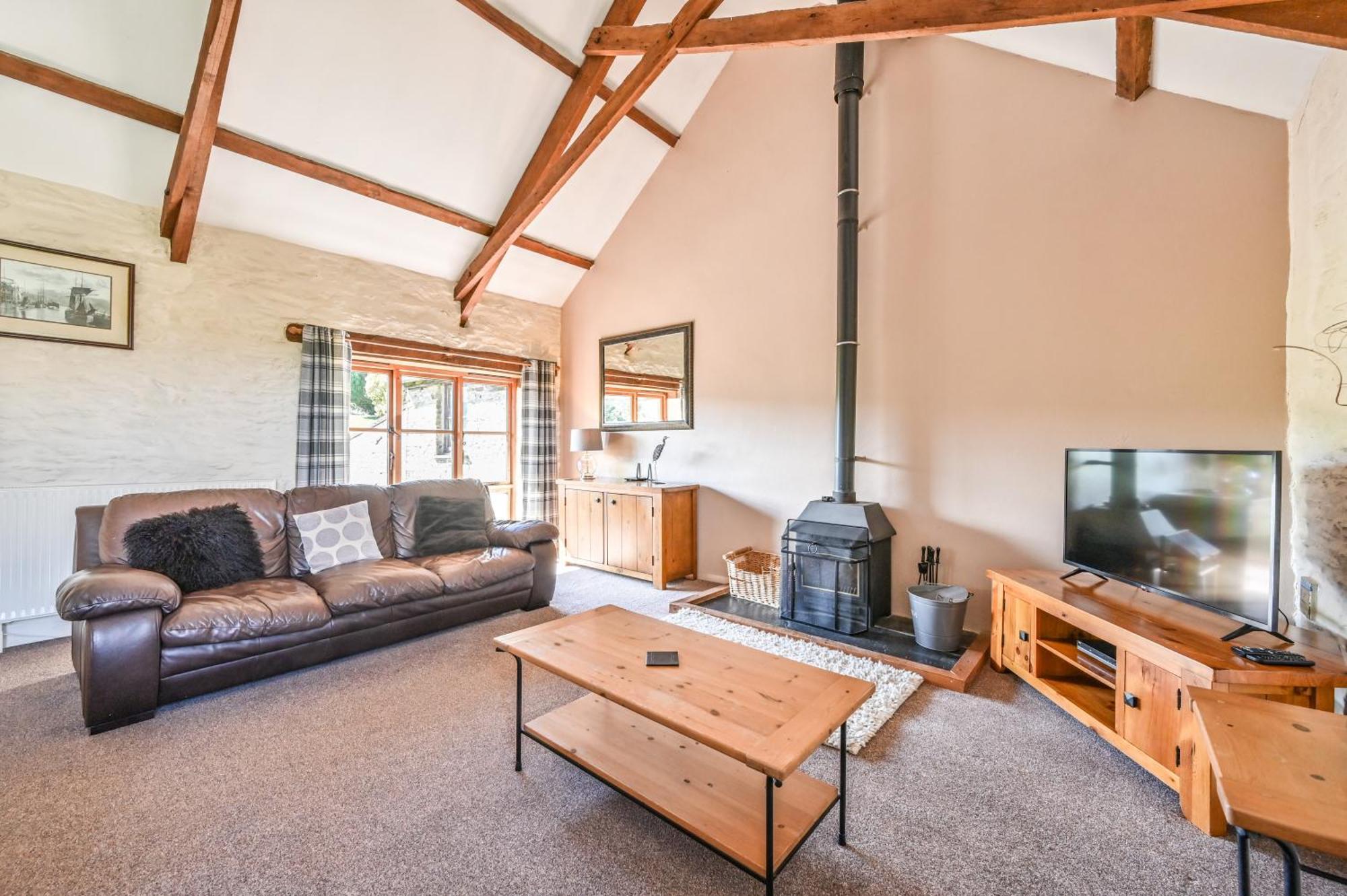 Polean Farm Cottages - With Free Animal Feeding And Pony Rides And Free Access To A Nearby Pool Looe Room photo